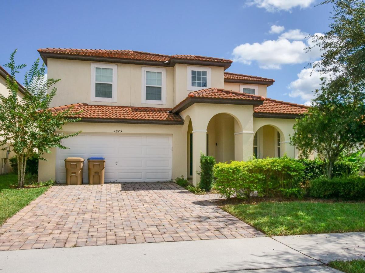 5br 5 Bath Pvt Pool Bbq 11min 2744ft Casa de férias Kissimmee