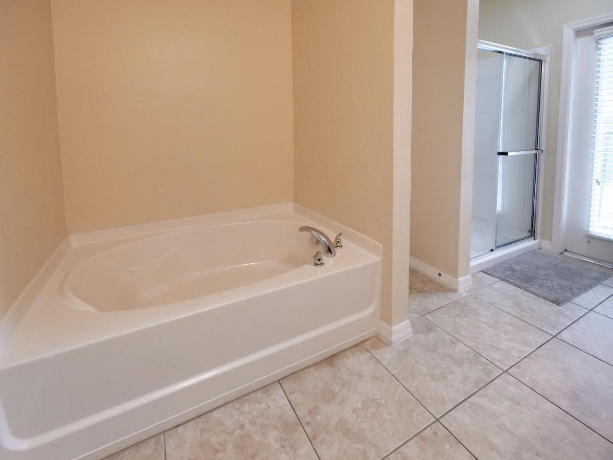 5br 5 Bath Pvt Pool Bbq 11min 2744ft Casa de férias *